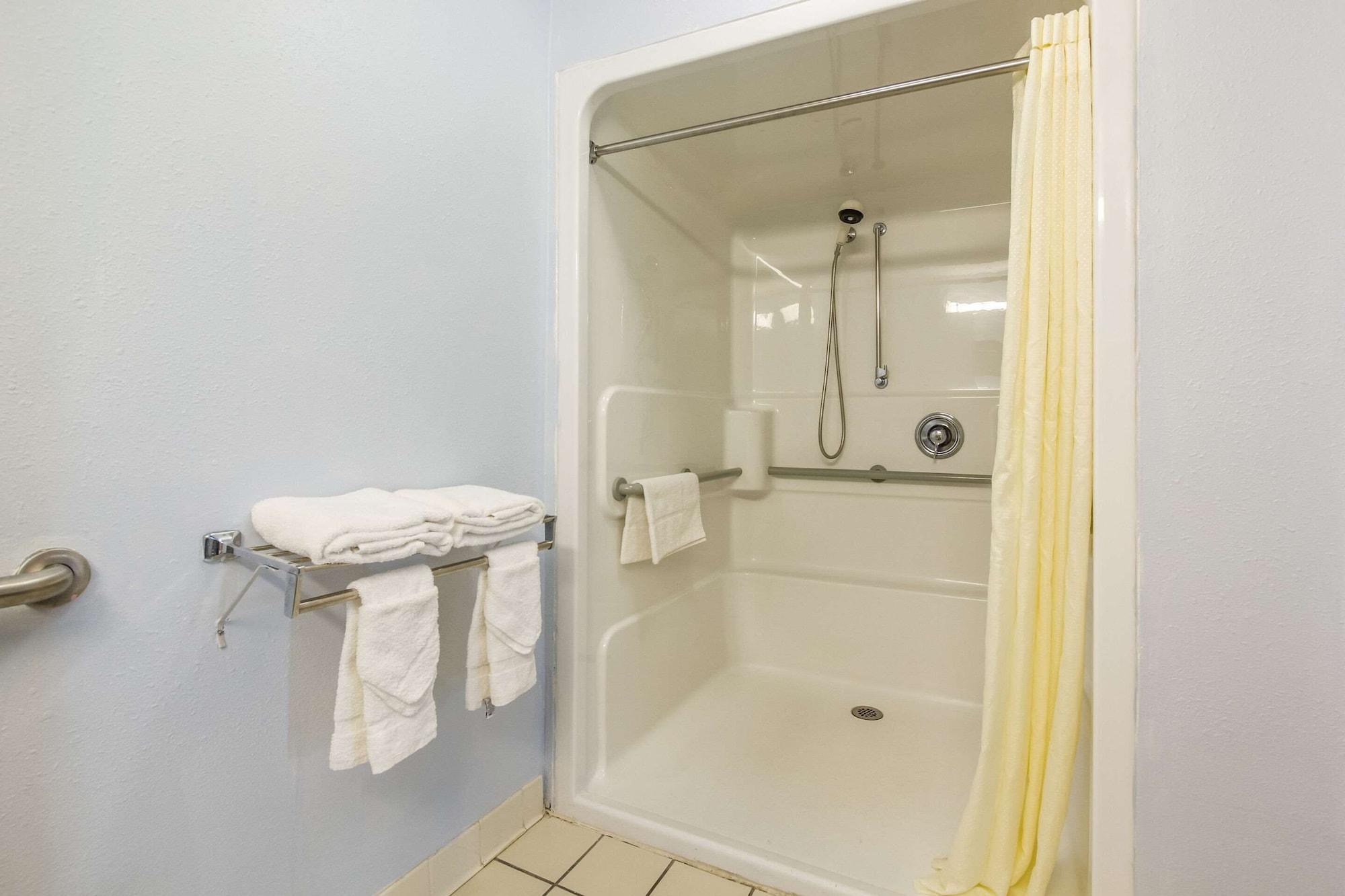 Econo Lodge Inn & Suites I-65 Brooks Exteriér fotografie
